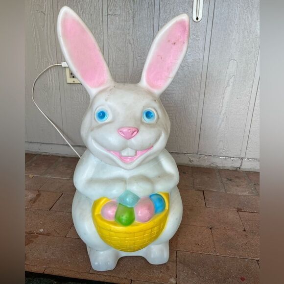 Vintage Empire Blow Mold Easter Bunny - Picture 1 of 3